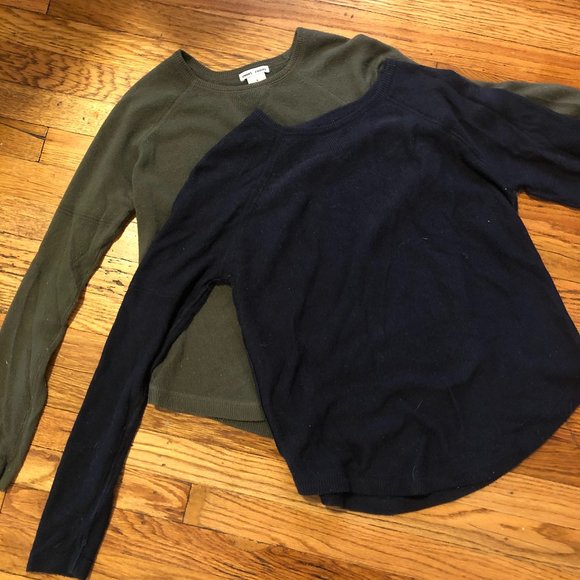 Bundle Of Sweaters (4) - Picture 2 of 2